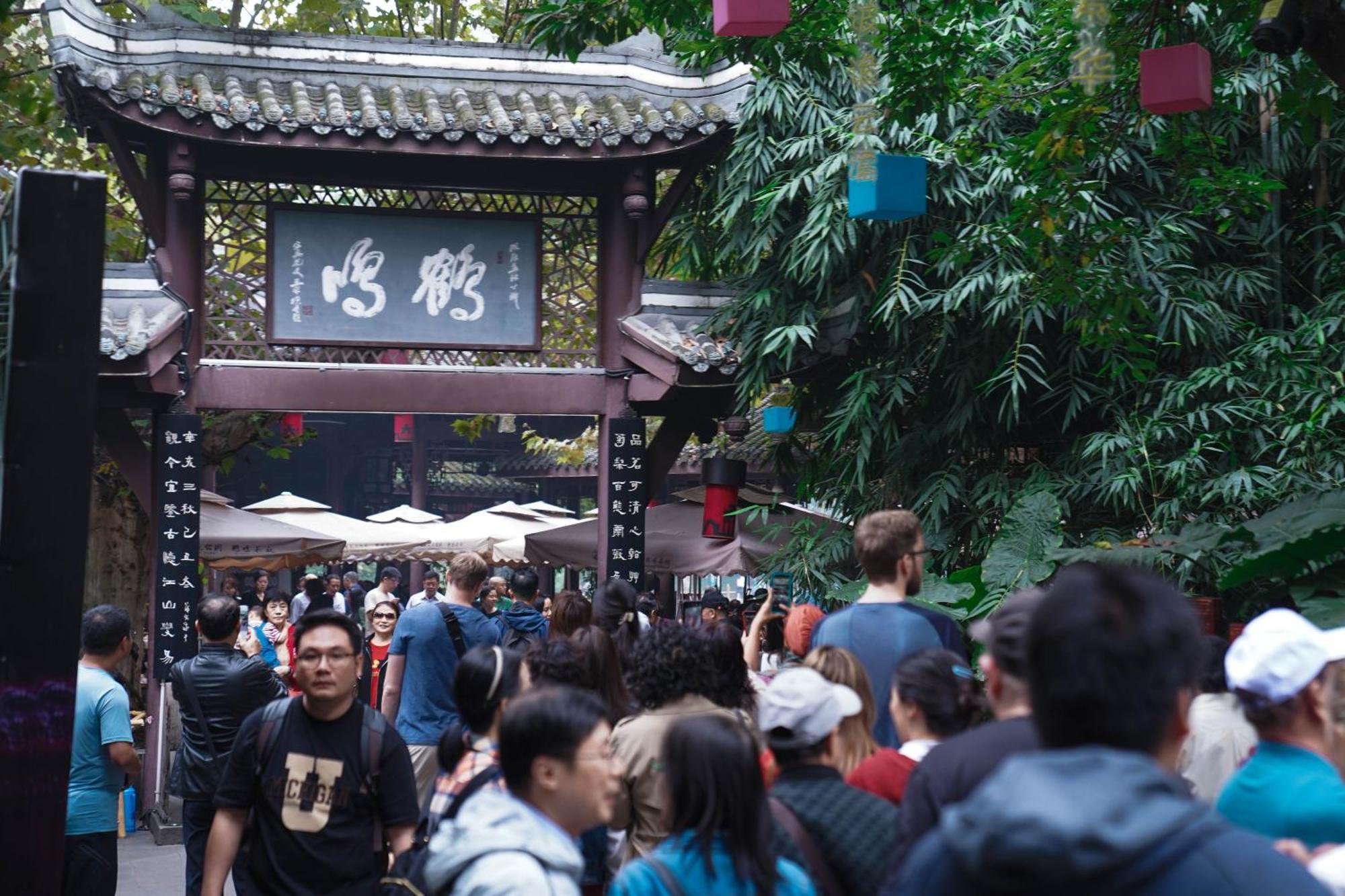 Chengdu Mix Hostel Courtyard Poshpacker Exterior foto