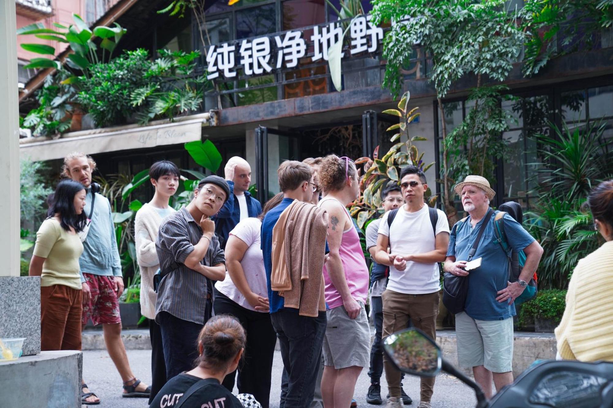 Chengdu Mix Hostel Courtyard Poshpacker Exterior foto